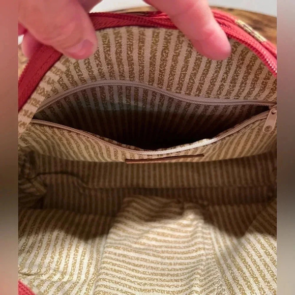 VINTAGE | Tommy Bahama ladies tapestry handbag - Picture 15 of 16